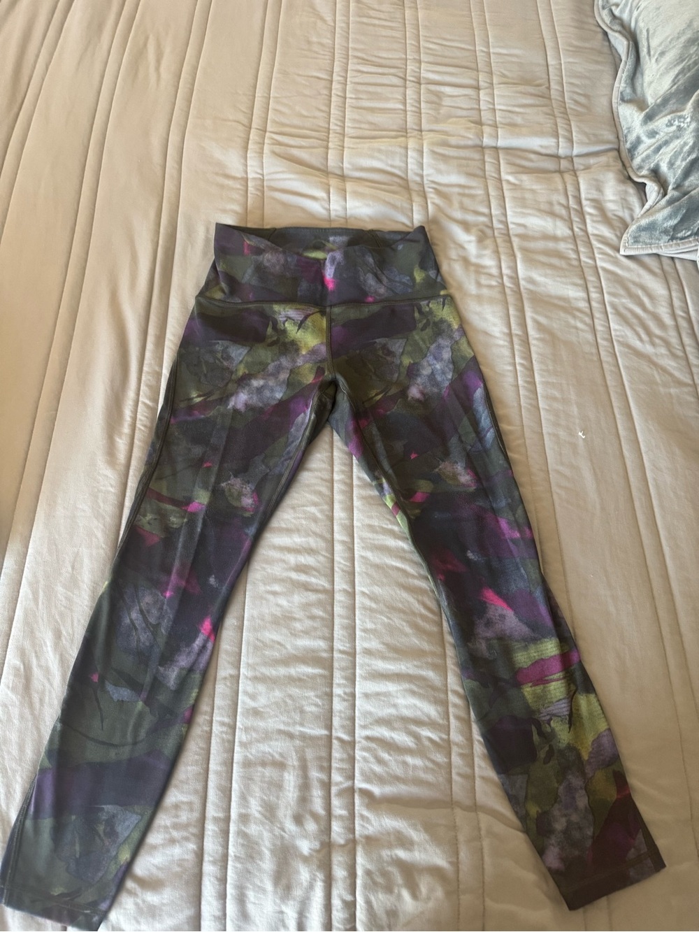 lululemon athletica High-Rise Printed Leggings in Olive, Purple & Black